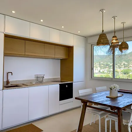 Le Lavandou, La Vue, La Vie! Appartamento